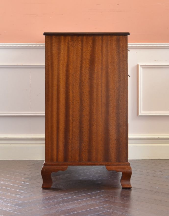 ロイドテーブル アンティーク家具 書斎で楽しむ英国アンティークのデスク、マホガニー材を使用した大人の勉強机(鍵付き)。サイドも美しいです。(j-1699-f)