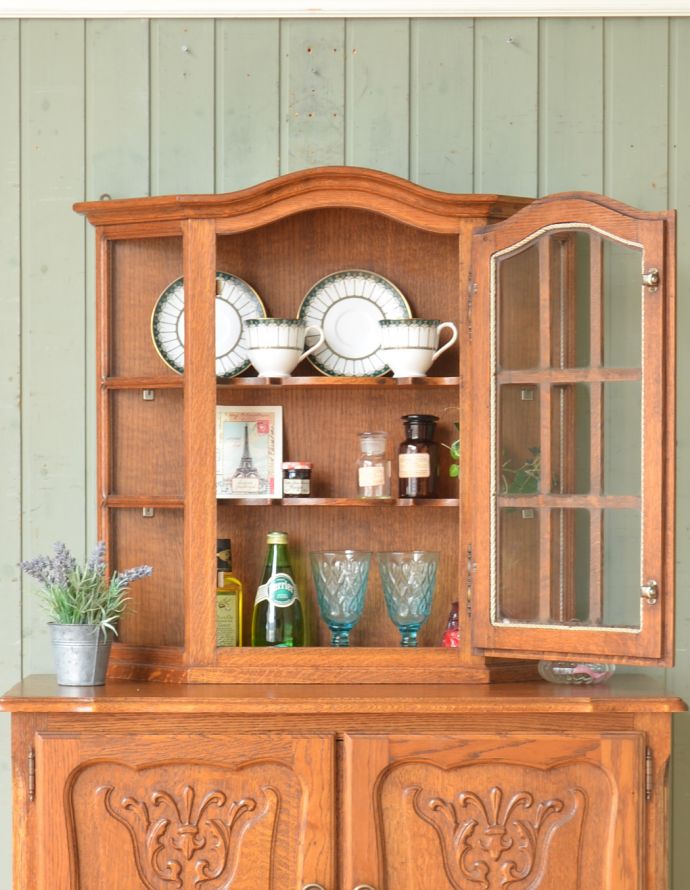 ウォールキャビネット　アンティーク家具　床置きもできる小さなアンティーク家具、フランスから到着したウォールキャビネット。落ち着いた雰囲気が美しいウォールキャビネット。(j-1720-f)