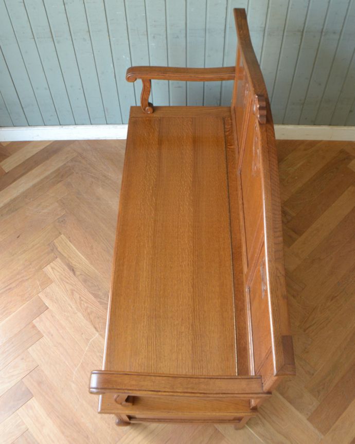 ロイドルームボックス アンティーク家具 フランスの素敵なアンティーク家具、木製のベンチボックス。座面もキレイに仕上げました。(j-1789-f)