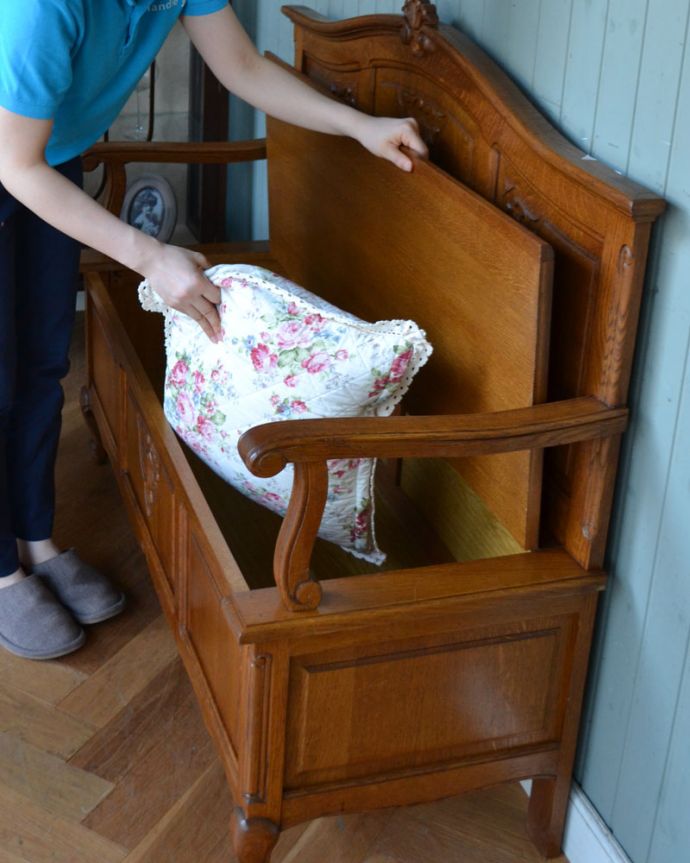 ロイドルームボックス　アンティーク家具　フランスの素敵なアンティーク家具、木製のベンチボックス。。(j-1789-f)