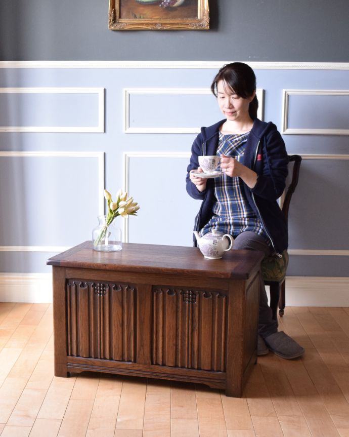 ブランケットボックス・収納ボックス　アンティーク家具　箱型の収納家具はコファー、オーク材のアンティーク家具。リビングや和室に持ってくれば、テーブルとして使えますよ。(j-1848-f)