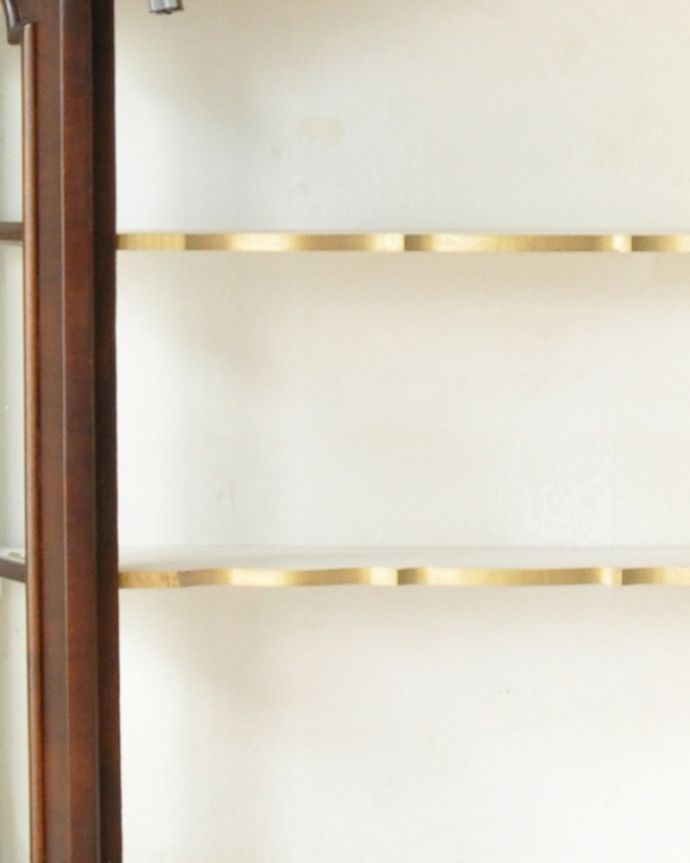 ウォールキャビネット　アンティーク家具　壁付けの小さなアンティーク家具、フランスのウォールキャビネット（ウォールナット材）。棚板は取り外しできます。(j-1950-f)