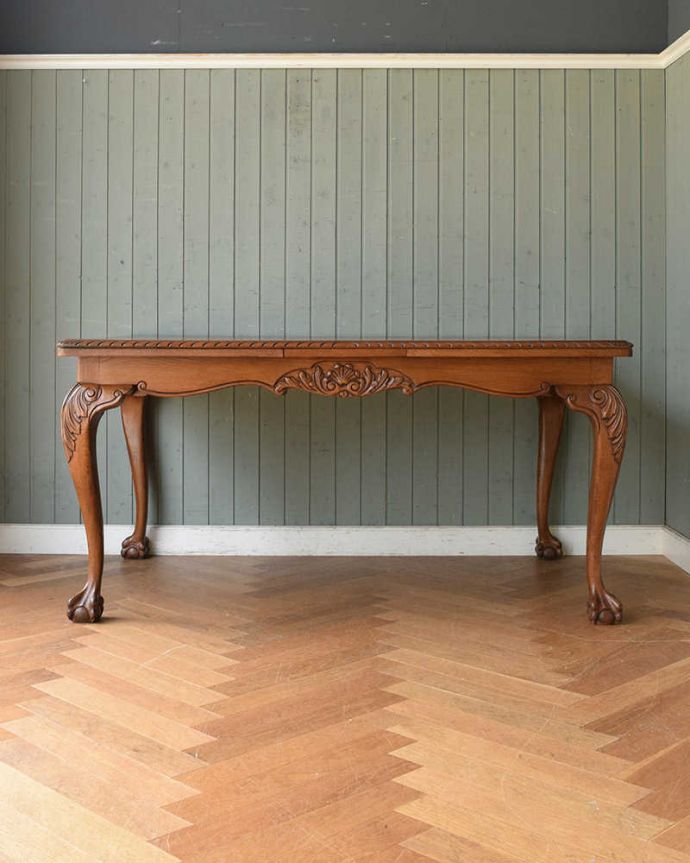 アンティークのテーブル　アンティーク家具　パーケット柄が美しいフランスのドローリーフテーブル（伸張式ダイニングテーブル）。※アンティークは新品ではないので、もちろん経年変化によるキズはありますが、専門の職人が目立たないようキレイにお直しをしています。(j-2012-f)