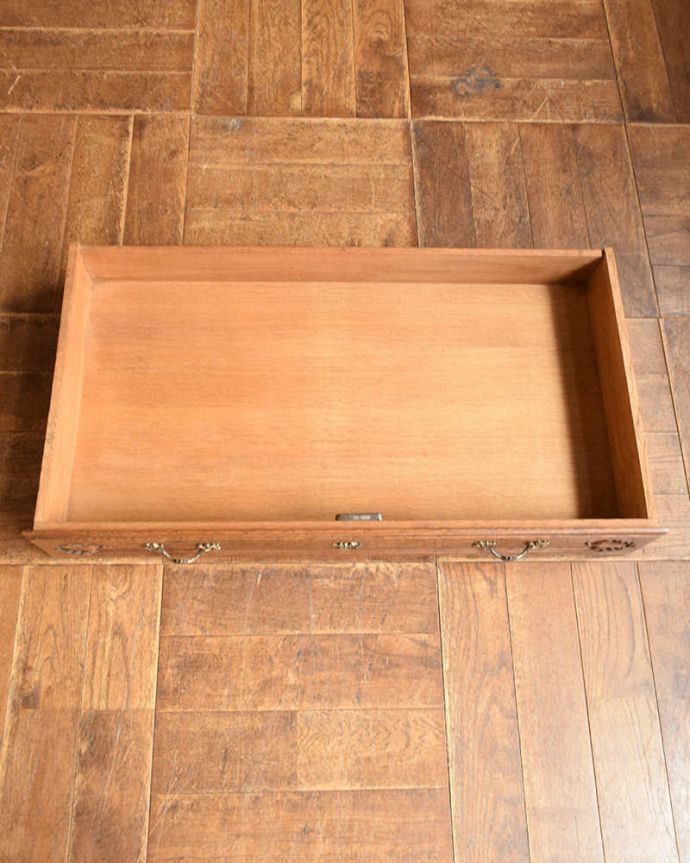 アンティークのチェスト　アンティーク家具　フランスのエレガントなアンティーク家具、フラップ扉付のチェスト＆シェルフ。引き出しの中もキレイです。(j-2023-f)