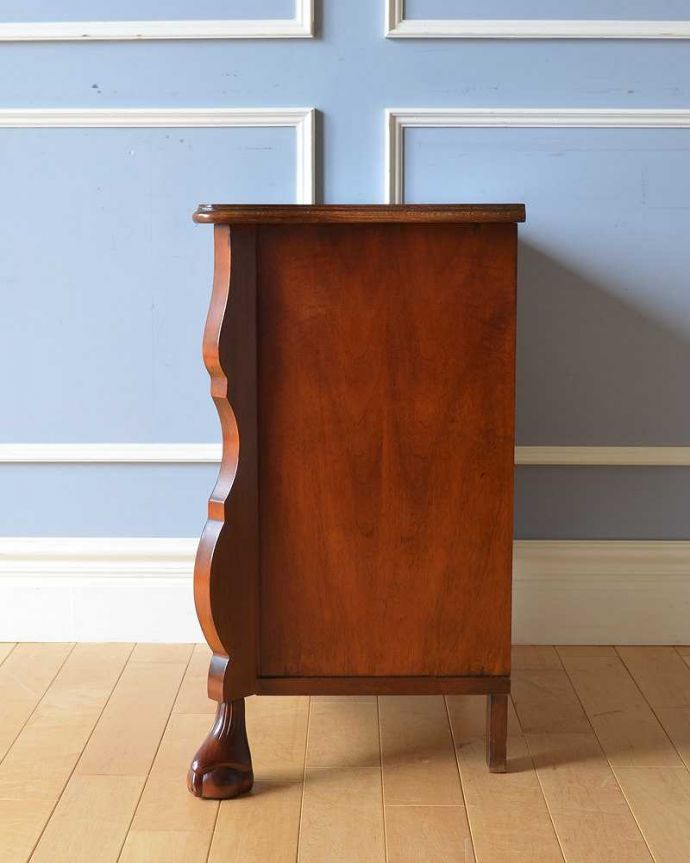 アンティークのチェスト　アンティーク家具　便利にフランススタイルを楽しむ、小ぶりな３段チェスト（コモード）。横から見てもステキ横から見るとこんな感じ。(j-2079-f)