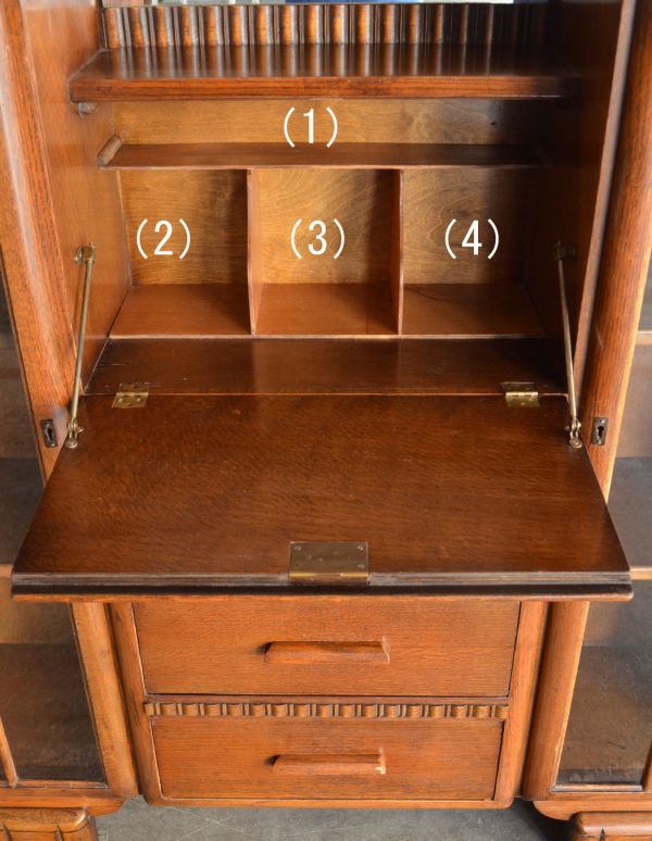 ビューロー　アンティーク家具　アンティークの収納家具、イギリスから来たサイドバイサイド。ビューローの中にも収納スペースが。(k-1005-f)
