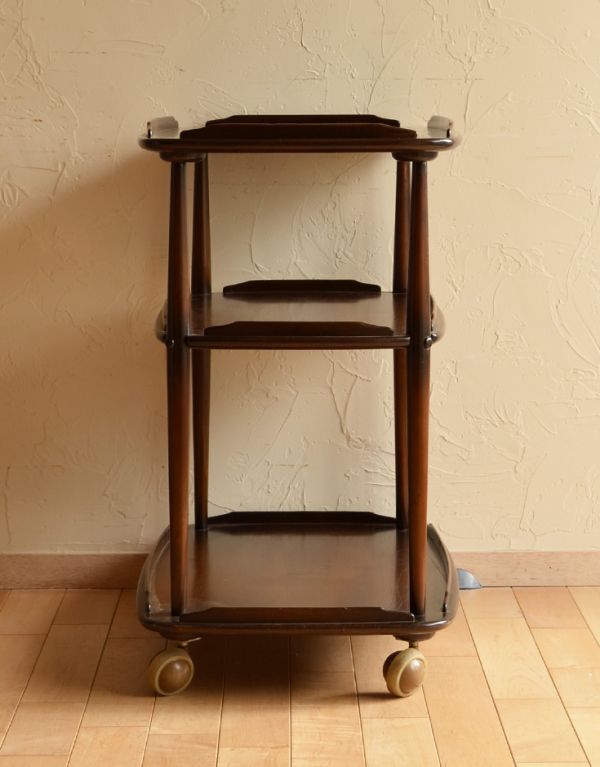 アーコールの家具　アンティーク家具　アーコールのヴィンテージ家具、キャスター付きワゴン（トローリー）。シンプルで繊細なデザインはさすがアーコールです。(k-1009-f)