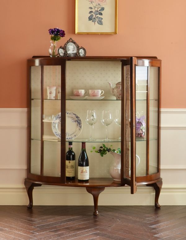 アンティークのキャビネット アンティーク家具 イギリスのアンティーク家具、飾って楽しむガラスのショーケース。3段あります。(k-1020-f)