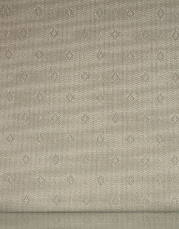 アンティーク家具　エレガントなアンティーク家具、煌びやかなガラスキャビネット。柄物の食器やお気に入りのアイテムが引き立つようなシンプルな生地に新しく張り替えました。(k-1021-f)