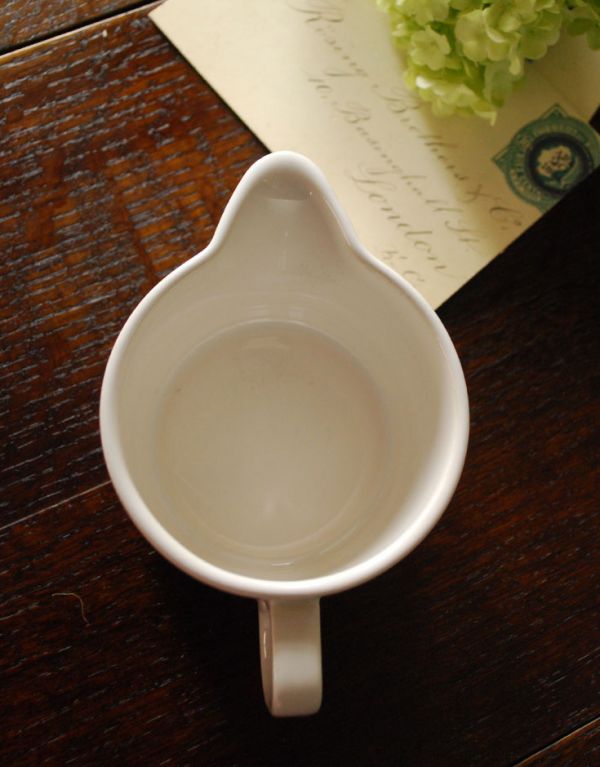 Hornsea（ホーンジー）　アンティーク雑貨　ホーンジー社のアンティークフルール（ミルクジャグ）。中はこんな感じです。(k-1034-z)