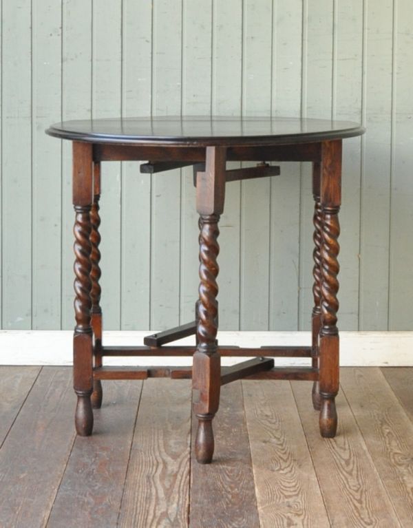 ロイドテーブル　アンティーク家具　素敵なアンティーク家具、ゲートレッグテーブル（伸張式テーブル）。シンプルだけどキレイに見える工夫が感じられるテーブルです。(k-1037-f)