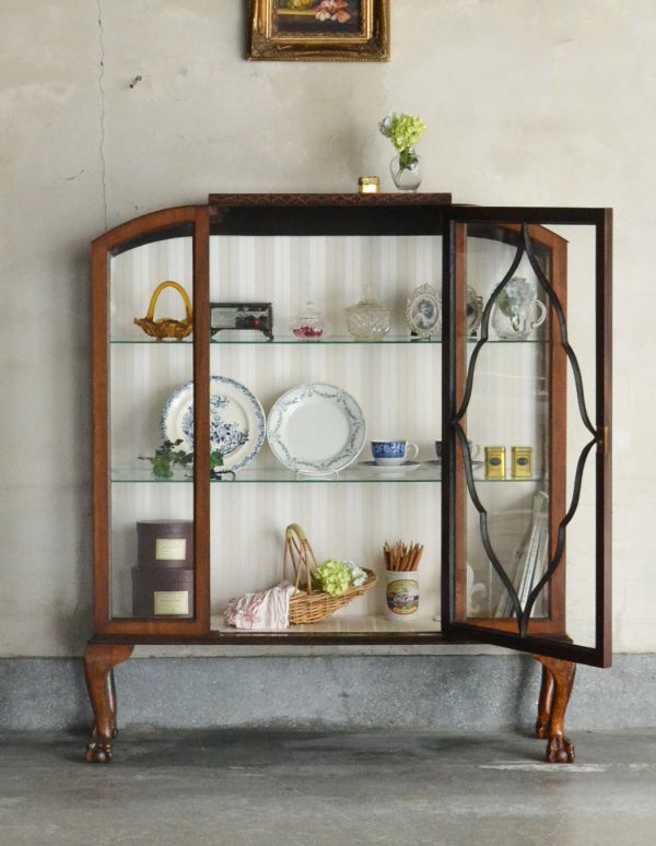 アンティークのキャビネット アンティーク家具 英国のアンティーク家具、大きな美しいガラスキャビネット(ショーケース)。中も美しい状態です。(k-1058-f)