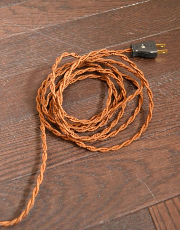 スタンドライト 照明・ライティング イギリスのアンティークスタンド照明、布シェードのフロアランプ。コードもインテリアの雰囲気を壊さないブラウンです。(k-1089-f)