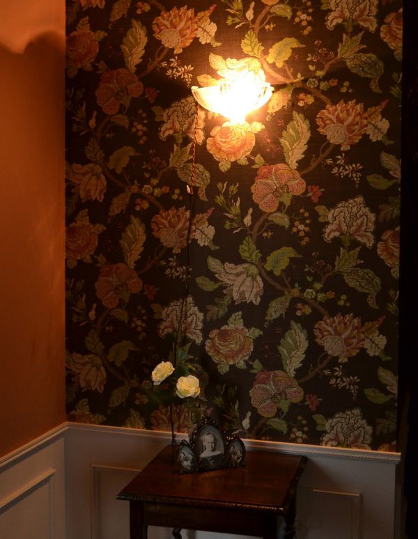 壁付けブラケット 照明・ライティング イギリスのアンティーク照明、ガラスのウォールランプ。壁をあたたかく照らしてくれる、ガラスのウォールランプです。(k-1117-z)