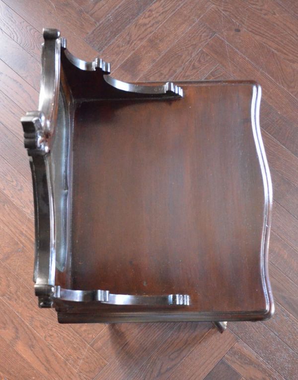 アンティーク家具 英国のアンティーク家具、海外らしいコールボックス(炭入れ)。天板もキレイに修復しました。(k-1140-f)