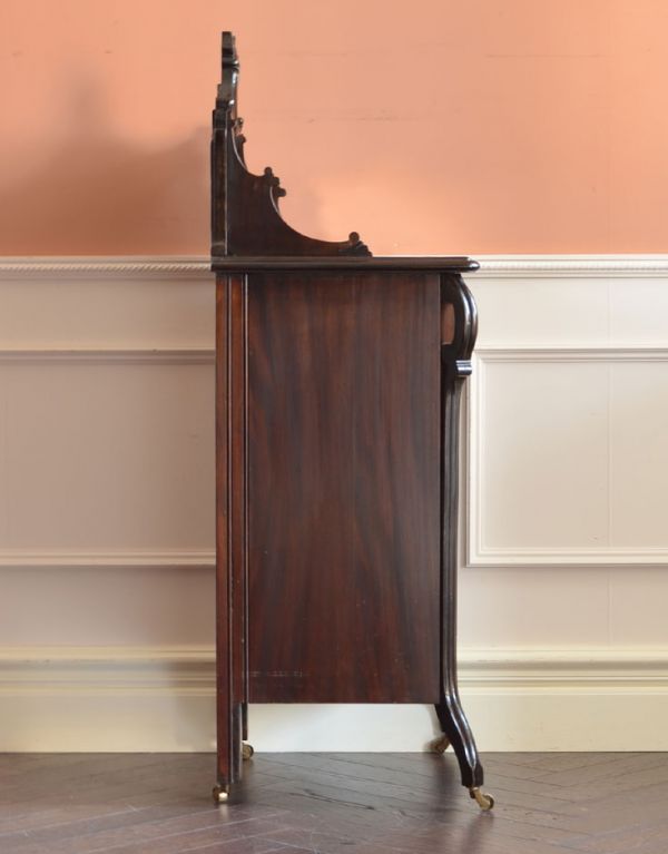 アンティーク家具 英国のアンティーク家具、海外らしいコールボックス(炭入れ)。サイドから見ても美しい!奥行きが浅いので、場所を選ばずどこでも置けますよ。(k-1140-f)