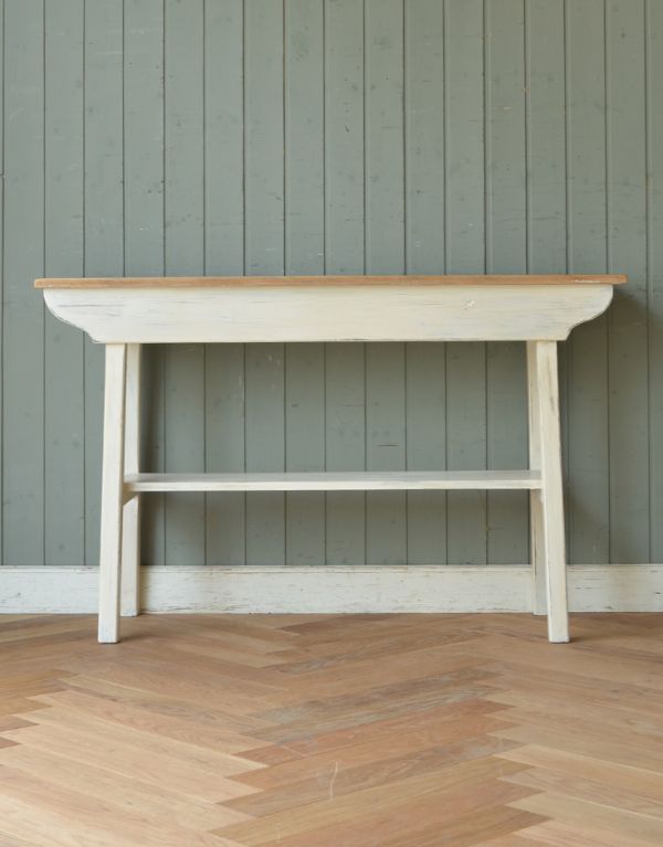 ロイドテーブル　アンティーク家具　２トーンカラーの棚板付きアンティーク家具、イギリスのコンソールテーブル。２トーンカラーのデザインは、なかなか入荷してきませんので気になる方はお早めに。(k-1151k-f)