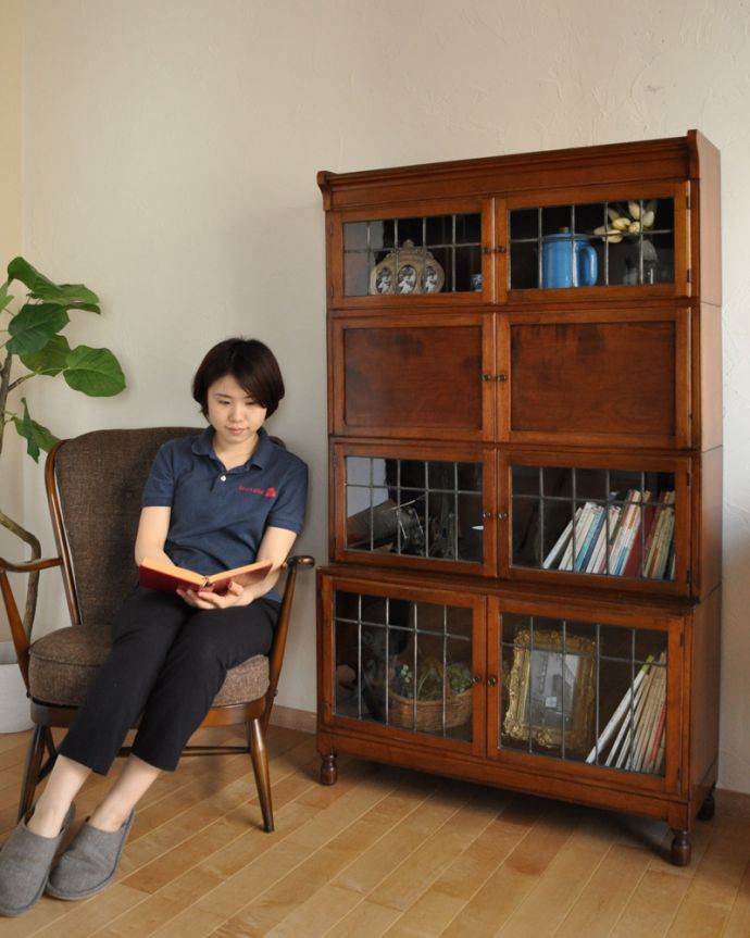 アンティークのキャビネット　アンティーク家具　アンティークのスタッキングブックケース、ビューローキャビネット（デスク）。本棚として、たっぷり本を収納してみましょう私だったら、どんな本を入れるかな？？って考えるだけでワクワクしちゃう。(k-1158-f)