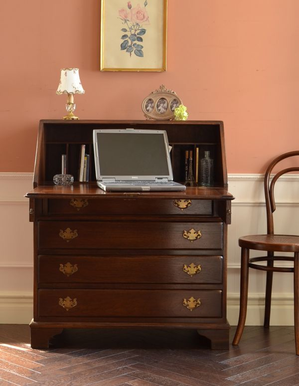 ビューロー アンティーク家具 英国のアンティーク家具、オーク材のステキなビューロー。開いたままでもオシャレです。(k-1188-f)