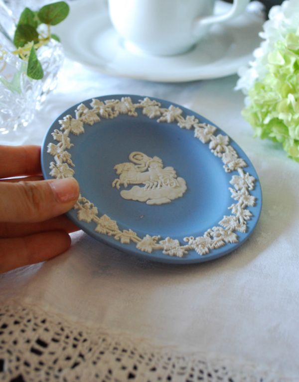 アンティークのジャスパーウェア、ウェッジウッドトレイ（Wedgwood）(k