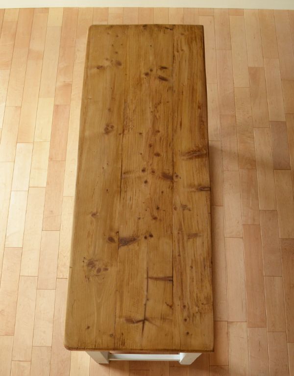 ロイドテーブル　アンティーク家具　引き出しと棚板付きアンティーク家具、イギリスの２トーンコンソールテーブル。広い天板もキレイに仕上げました。(k-1256k-f)