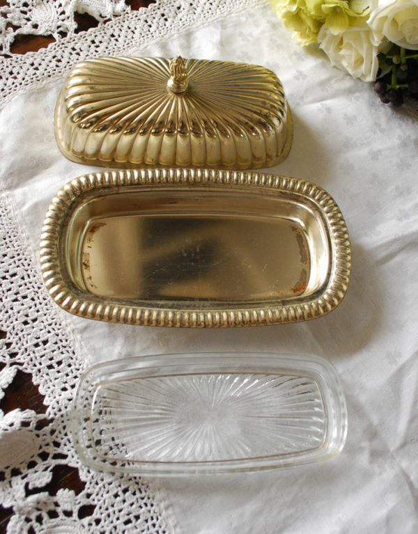 英国シルバープレート、銀のアンティークバターディッシュ（バター