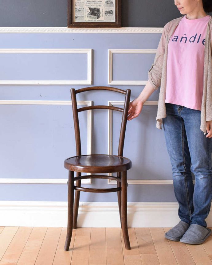 ダイニングチェア アンティーク チェア 英国から届いたアンティーク椅子、ブラウンカラーのベントウッドチェア。ベントウッドチェアの中でもシンプルなデザインが2バータイプ。(k-1308-c)