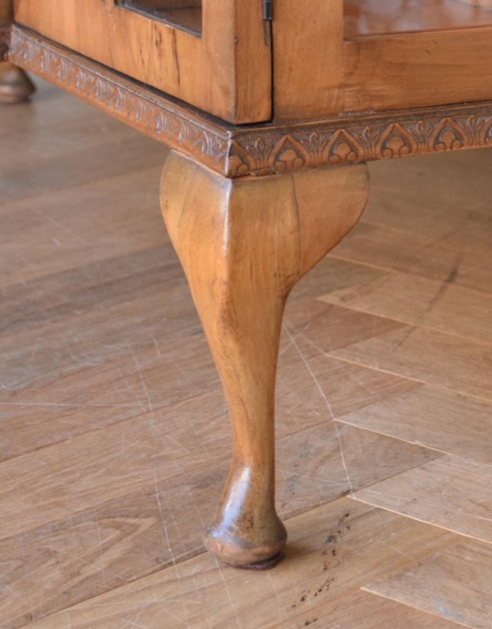 サイドバイサイド アンティーク家具 英国のアンティーク家具、ビューローも付いた特別なガラスキャビネット。きちんと支えます。(k-1318-f)