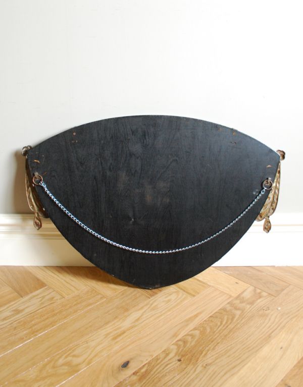 アンティーク カッティングミラー アンティーク雑貨 装飾の着いたこだわりのカッティングミラー、アンティークの壁掛け鏡。鏡の裏はこんな感じです。(k-1338-z)