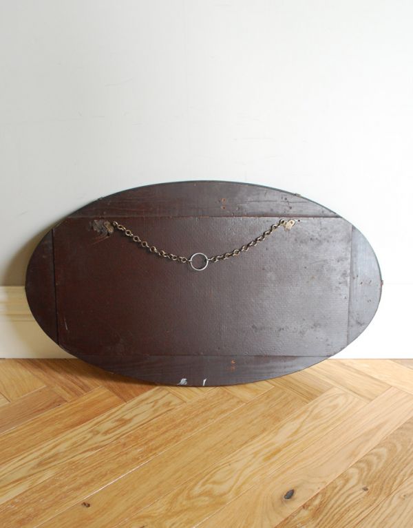 アンティーク雑貨　イギリスのアンティークミラー、きらきら輝くオーバルタイプのカッティングミラー。鏡の裏はこんな感じです。(k-1342-z)