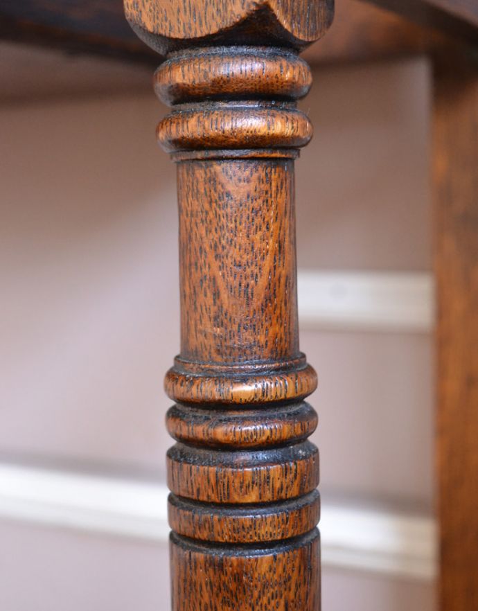 アンティークの玄関収納　アンティーク家具　贅沢な装飾が美しいお花のタイルが付いたホールスタンド、イギリスのアンティーク家具 。綺麗な彫のデザインが入っています。(k-1425-f)