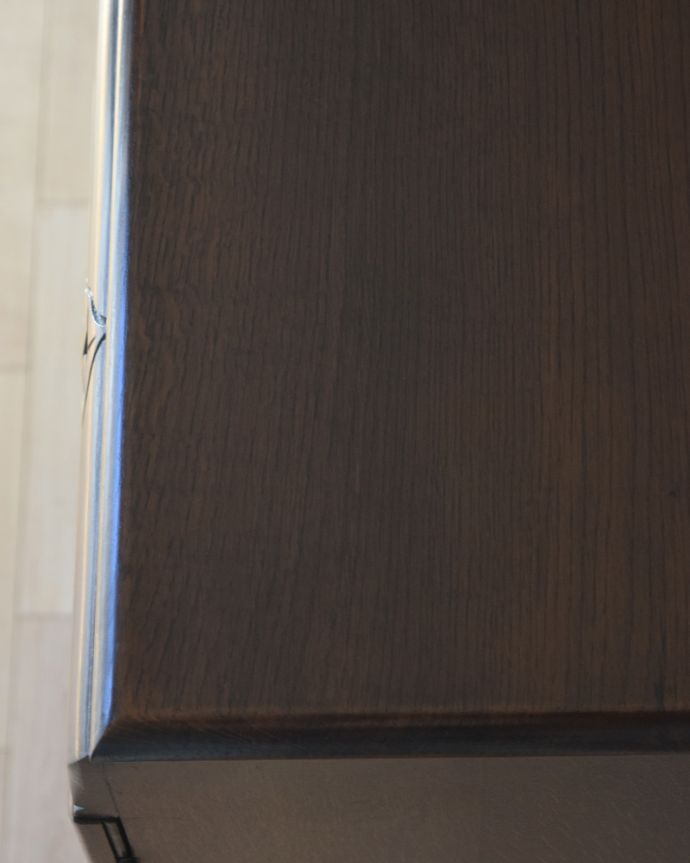 ビューロー　アンティーク家具　本棚とビューローがセットになったサイドバイサイド、英国のアンティーク家具。オーク材の落ち着いた木目です。(k-1426-f)