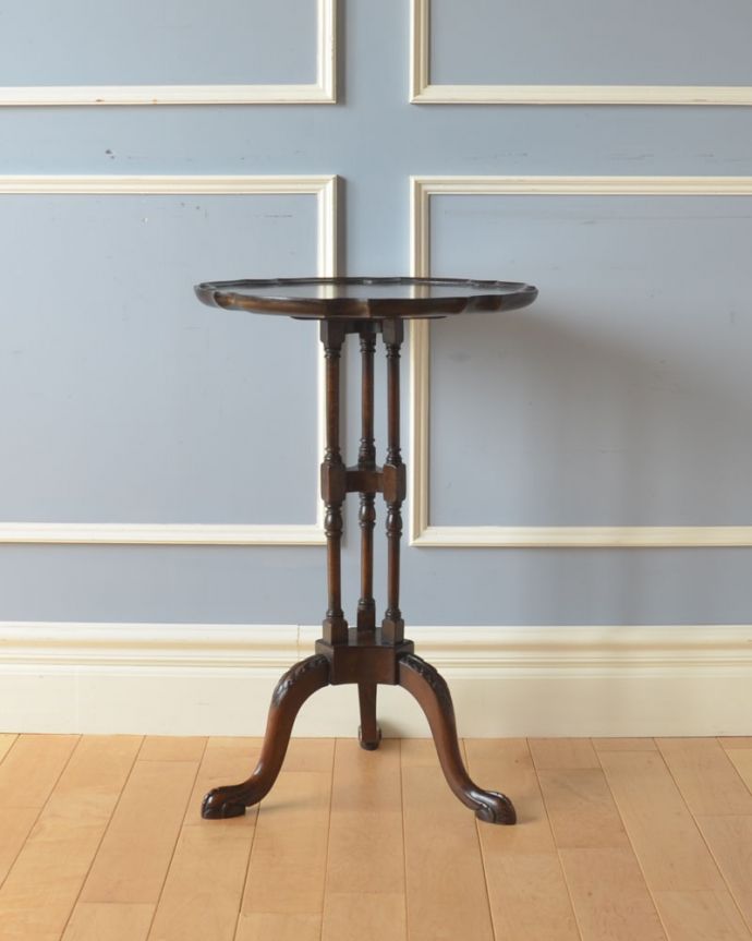 k-1451-f　アンティークオケージョナルテーブルの正面