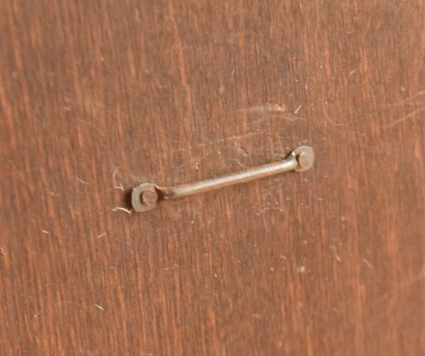 木の雑貨　アンティーク雑貨　イギリスで見つけたアンティーク雑貨、GUINNESS（ギネス）アートフレーム。壁に掛けられるようになっています。(k-1468-z)