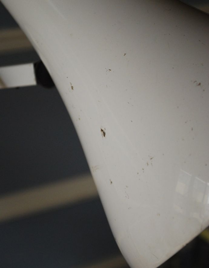 スタンドライト　照明・ライティング　アンティークのデスクランプAPEX90（ホワイト色のアングルポイズ）（Ｅ17シャンデリア球付）。アンティークのため、多少の汚れ・傷がある場合がありますが、使用上問題はありませんので、ご了承下さい。(k-1556-z)