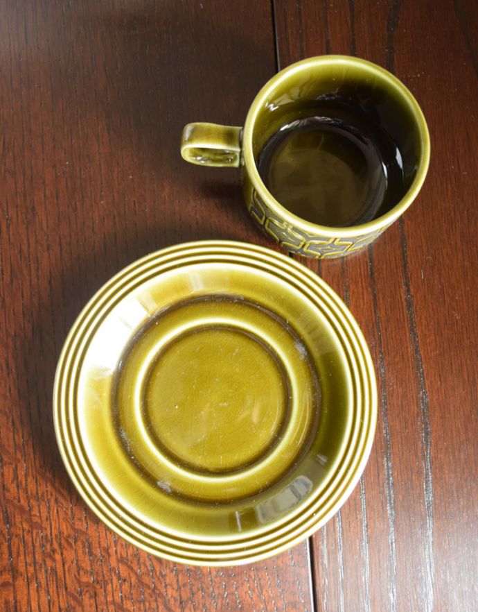 Hornsea（ホーンジー）　アンティーク雑貨　イギリスのアンティーク食器、ホーンジー社のカップ＆ソーサー（レイクランドグリーン）。内側もキレイな状態です。(k-1557-z)