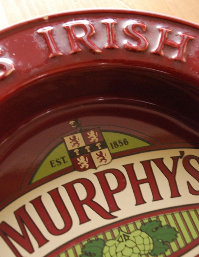 テーブルウェア(食器)　アンティーク雑貨　イギリスアンティーク雑貨、マーフィーズのアッシュトレイ（MURPHYS）。アンティークのため、多少の汚れ・傷がある場合がありますが、使用上問題はありませんので、ご了承下さい。(k-1576-z)