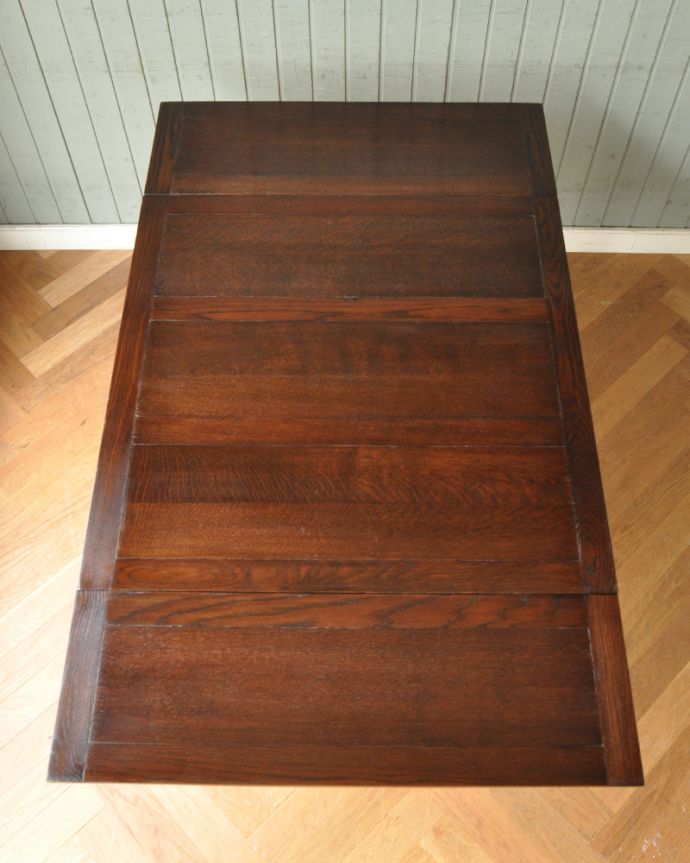 ロイドテーブル　アンティーク家具　ダイニングで使うアンティーク家具、ドローリーフテーブル（伸張タイプ）。天板もピカピカにお直ししました。(k-1584-f)