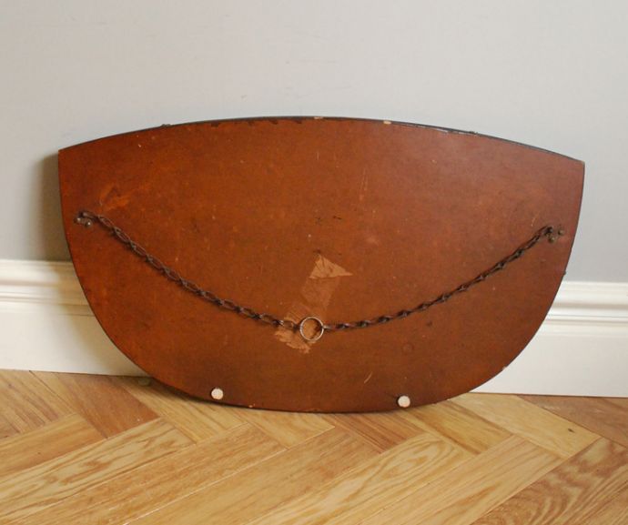 アンティーク カッティングミラー アンティーク雑貨 ミラーに小さなお花が咲いた、アンティークカッティングミラー 。壁に取り付けられるように金具が付いています。(k-1598-z)