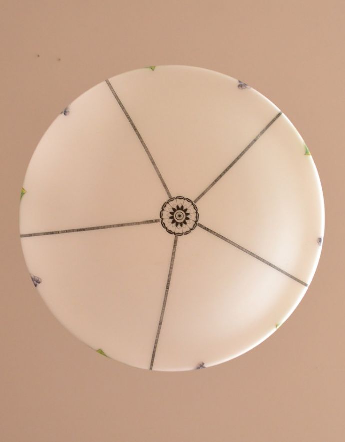 シャンデリア 照明・ライティング イギリスから届いた貴重なフルーツ模様のアンティークハンギングボウル(照明)(E26球付)。アンティークの繊細なガラスがキレイ。(k-1616-z)