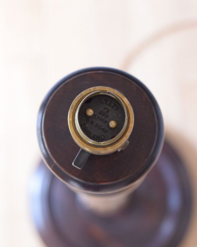 アンティークの間接照明、木製スタンドのシンプルなフロアランプ(k