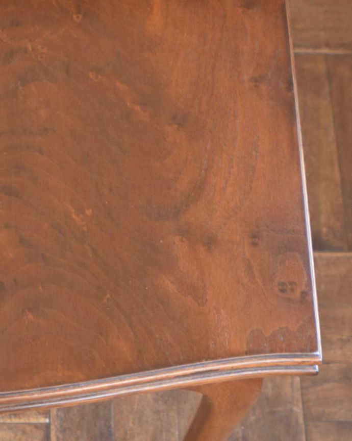 アンティークのテーブル　アンティーク家具　アンティーク英国輸入家具、猫脚のドローリーフテーブル（伸張式テーブル） 。メンテナンスをしてありますので、つなぎ目も美しいです。(k-1739-f)