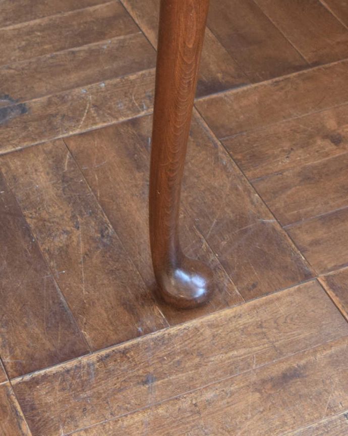 アンティークのテーブル　アンティーク家具　アンティーク英国輸入家具、猫脚のドローリーフテーブル（伸張式テーブル） 。キチンとお直ししました。(k-1739-f)