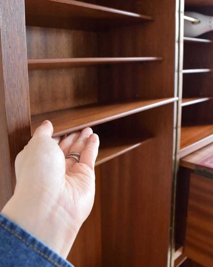 アンティークのデスク・書斎机　アンティーク家具　ホームオフィス社のデスクキャビネット、多機能なイギリスのヴィンテージ家具。棚はスライドできます。(k-1795-f)