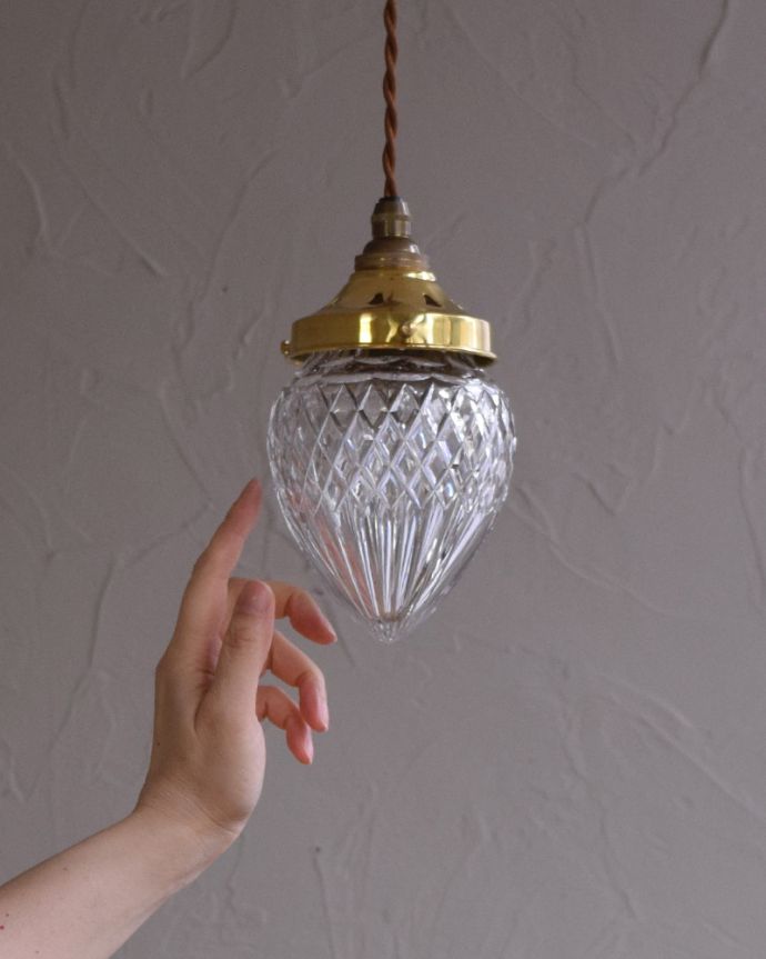 ペンダントライト 照明・ライティング お花のツボミのようなシルエットアンティークペンダントライト(コード・シャンデリア電球・ギャラリーD付き)。※こちらのシェードのみは販売していません。(k-1901-z)