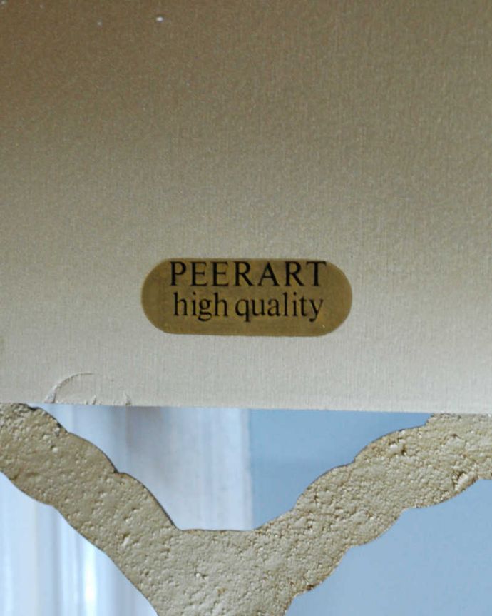 アンティーク ミラー（鏡）　アンティーク雑貨　イギリスからのゴールドの装飾が美しいアンティークミラー。メーカーのタグが残っていました。(k-2029-z)