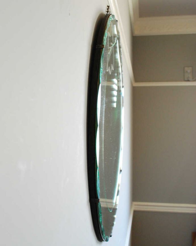 アンティーク ミラー（鏡）　アンティーク雑貨　アンティーク　ミラー。アンティークのミラーは重みがあります。(k-2052-z)