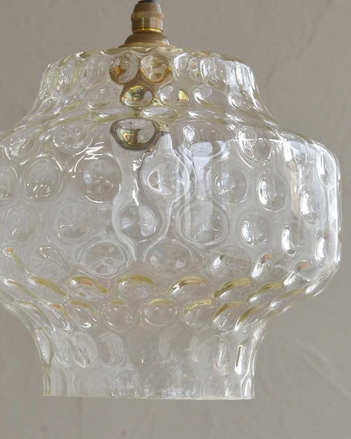 ペンダントライト　照明・ライティング　英国アンティーク照明、宝石のように美しいペンダントライト（コード・シャンデリア電球・ギャラリーなし）。。(k-2187-z)