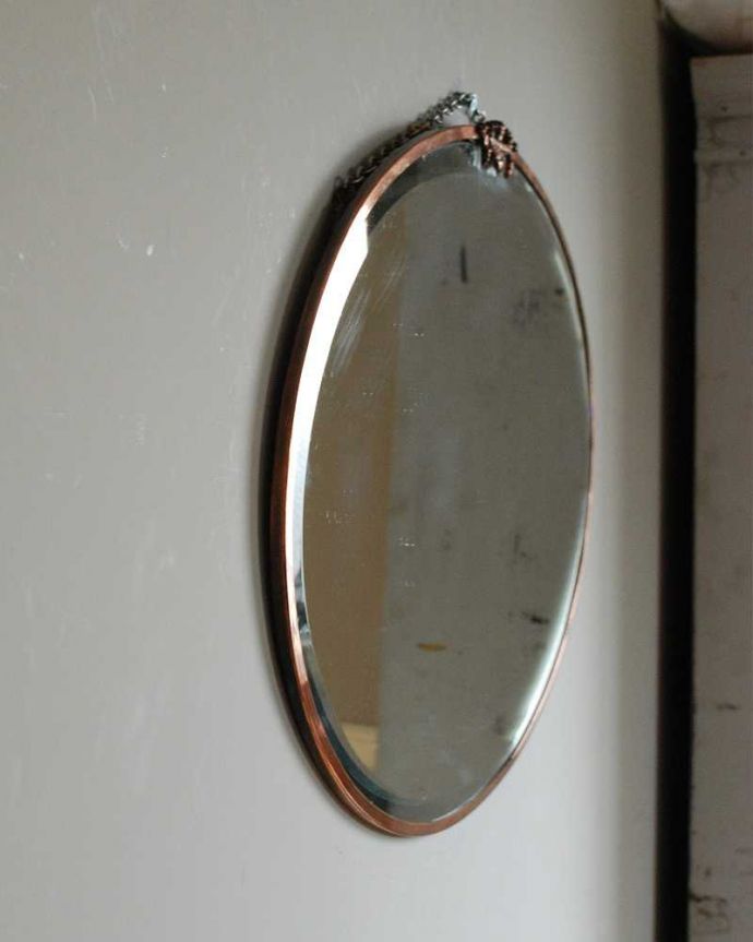 アンティーク ミラー(鏡) アンティーク雑貨 大人っぽいフレームが素敵なイギリス輸入のアンティークミラー。アンティークのミラーは重みがあります。(k-2206-z)