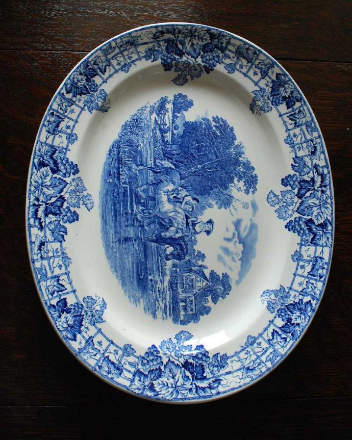 アンティーク 陶磁器の雑貨　アンティーク雑貨　イギリス輸入のアンティークプレート（小）コープランド・スポード（Copeland Spode）。アンティークなので多少のキズ・汚れがある場合があります。(k-2287-z)